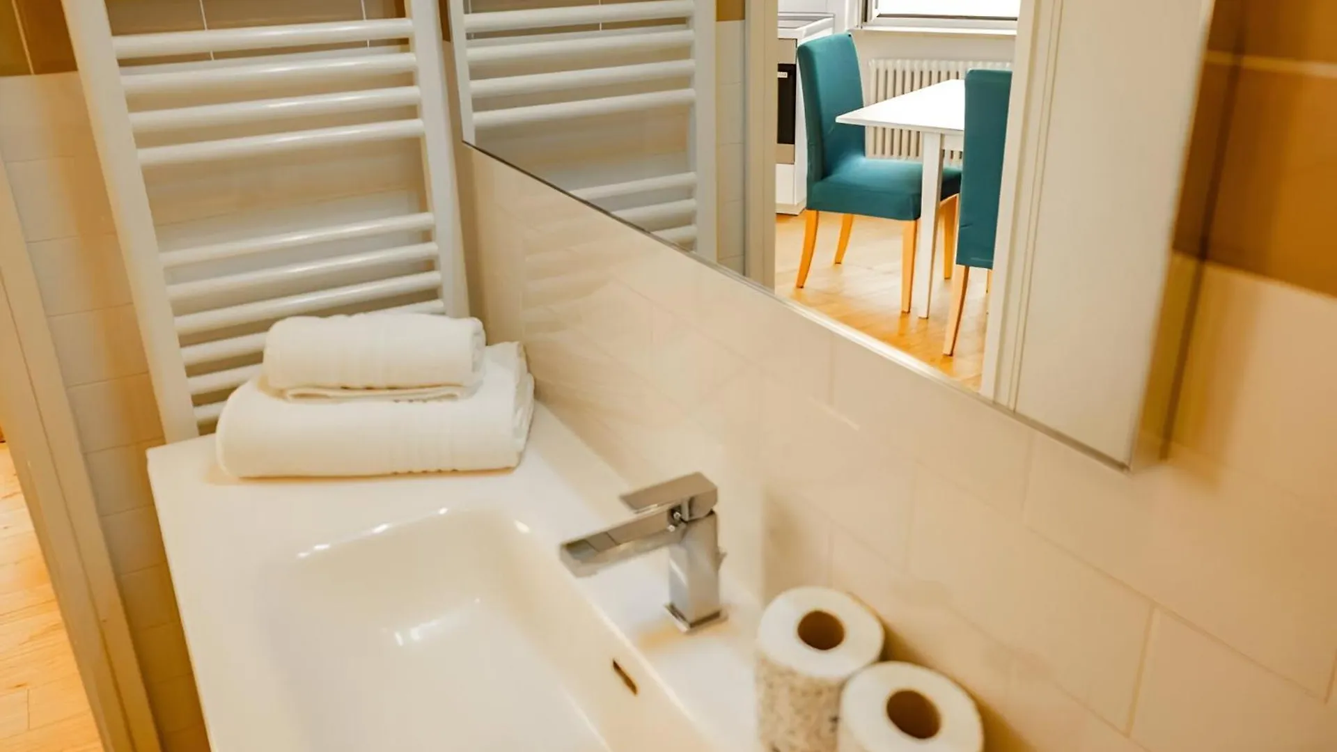 Clivo'S 2 Buddyrent Apartment Rome