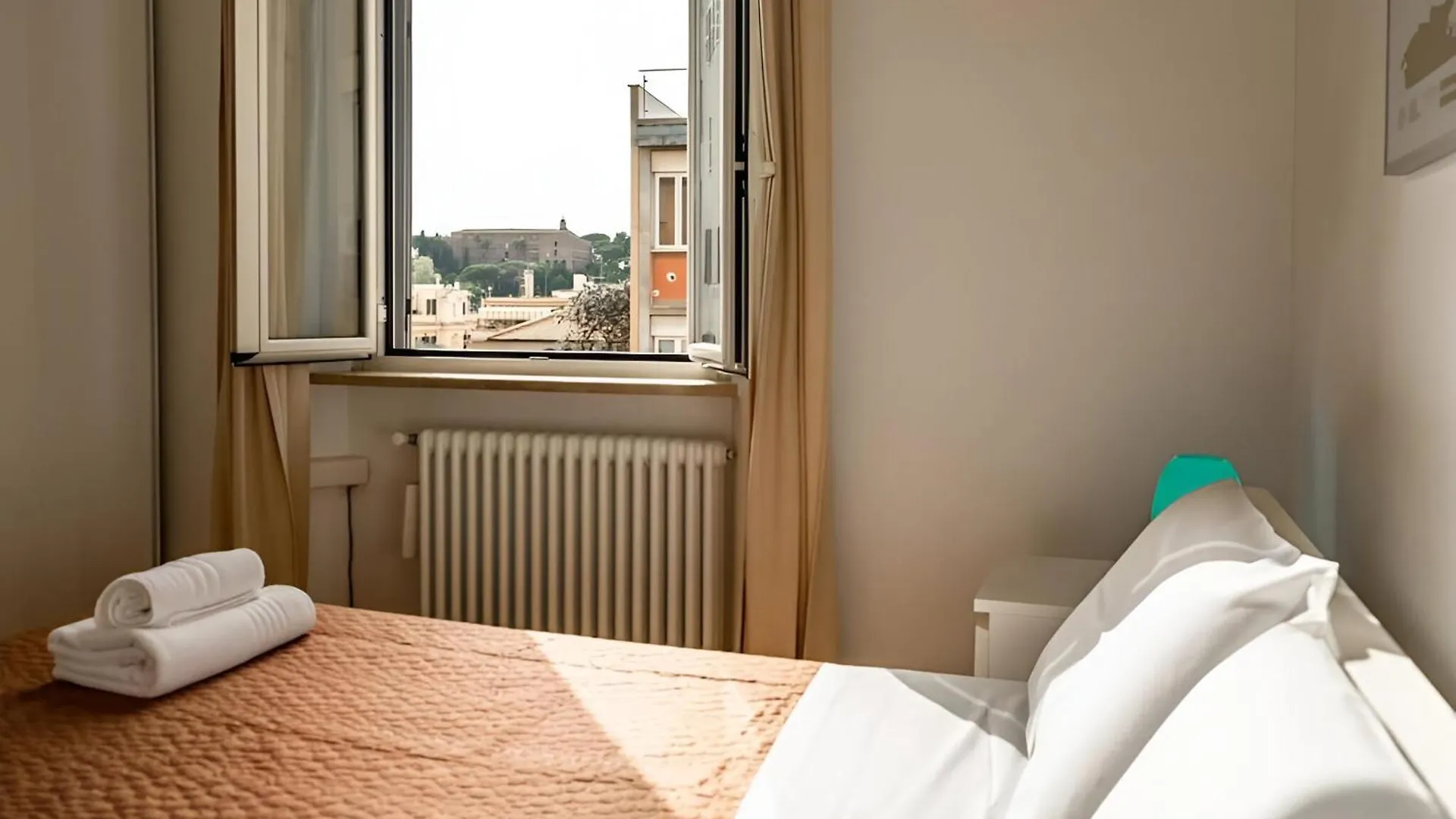 Clivo'S 2 Buddyrent Apartment Rome Italy